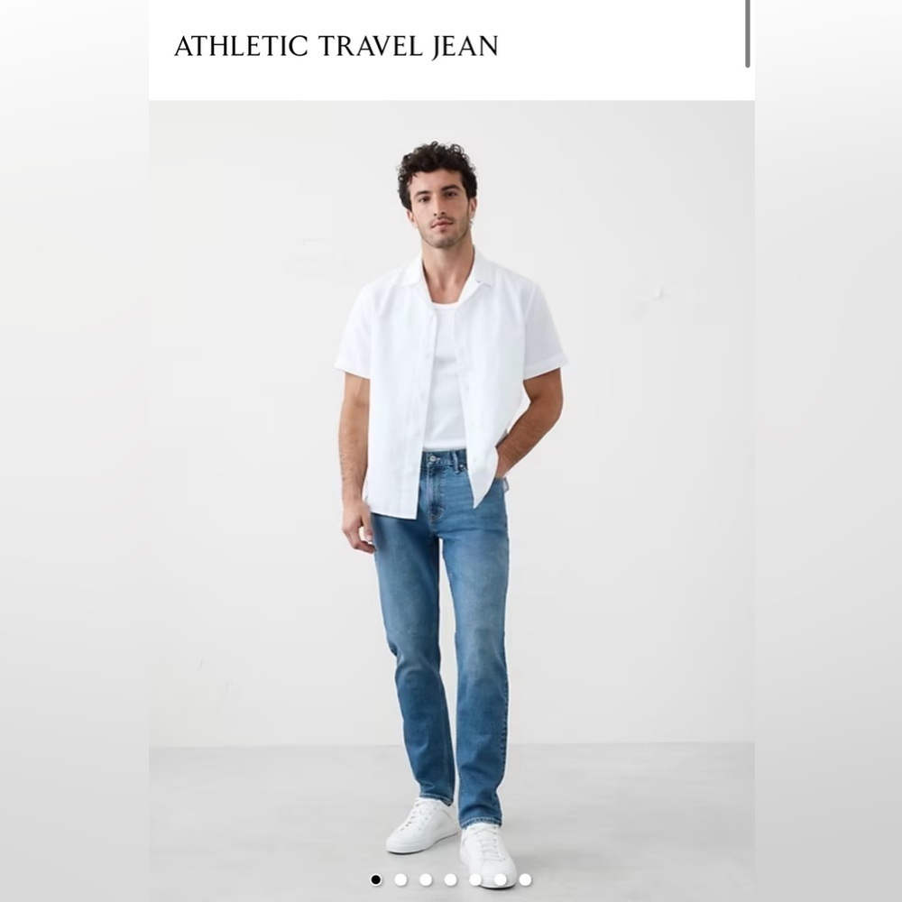 NWT Banana Republic Men’s Athletic Traveler Jeans 29x32 Vintage Blue Stretch